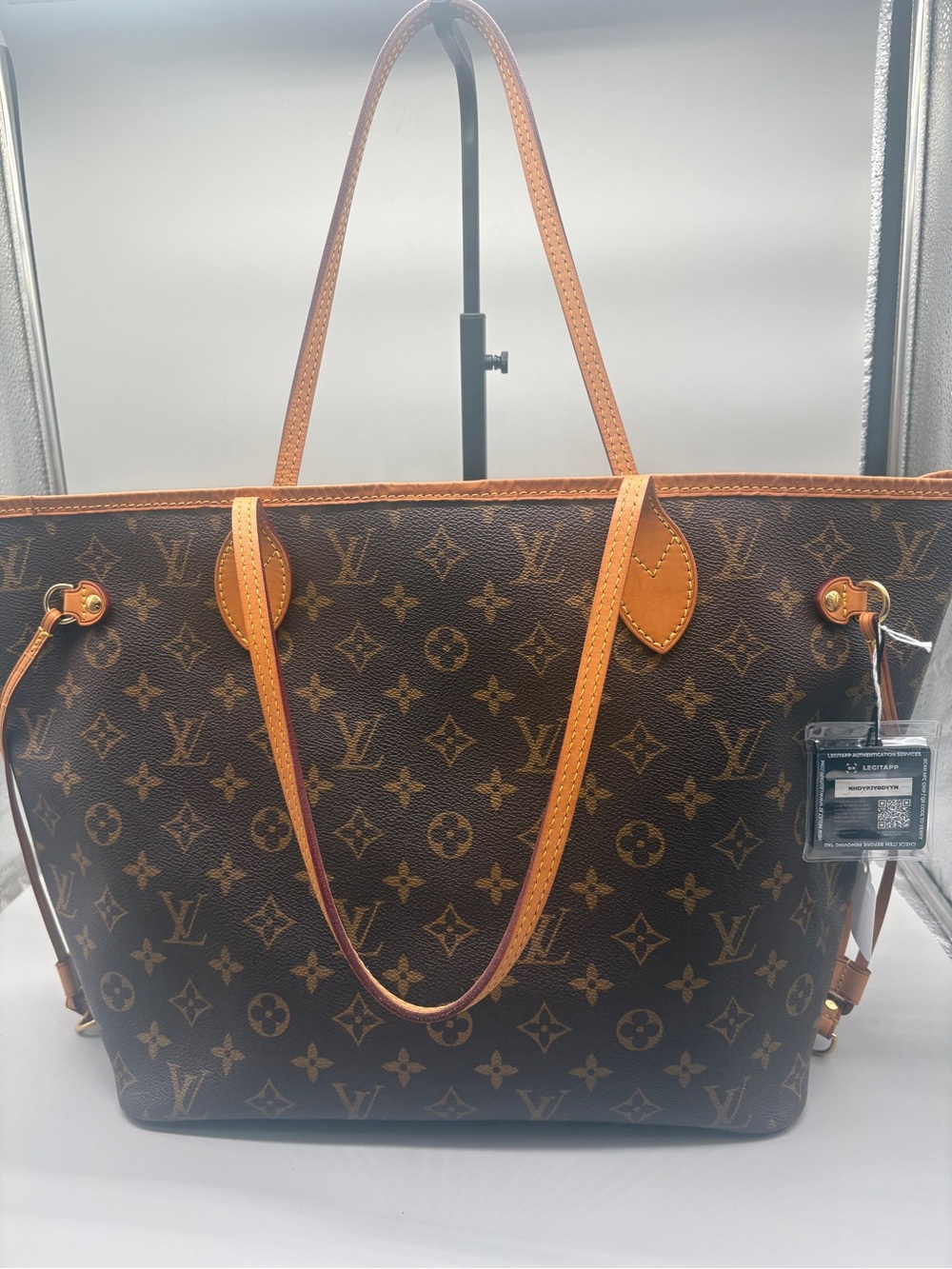 Louis Vuitton Neverfull MM Monogram Canvas Tote with Tan Trim